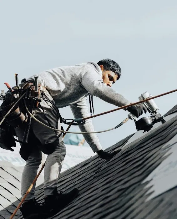 Miranda Contractors & Roofing, LLC Picture 1