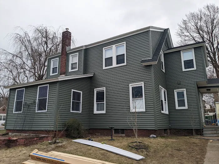 Cedar Falls Roofing and Siding Picture 4