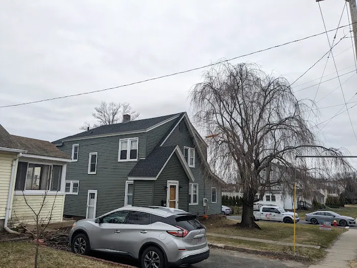 Cedar Falls Roofing and Siding Picture 2