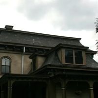 McClintock Roofing ico