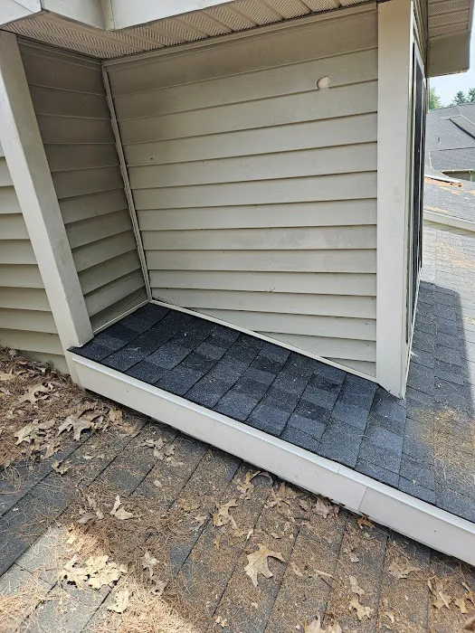 Charbonneau Roofing Picture 2