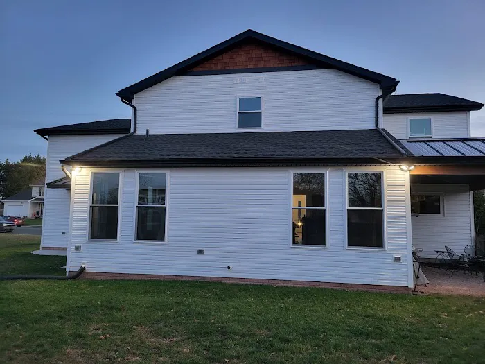 Foster Roofing & General Construction Picture 1