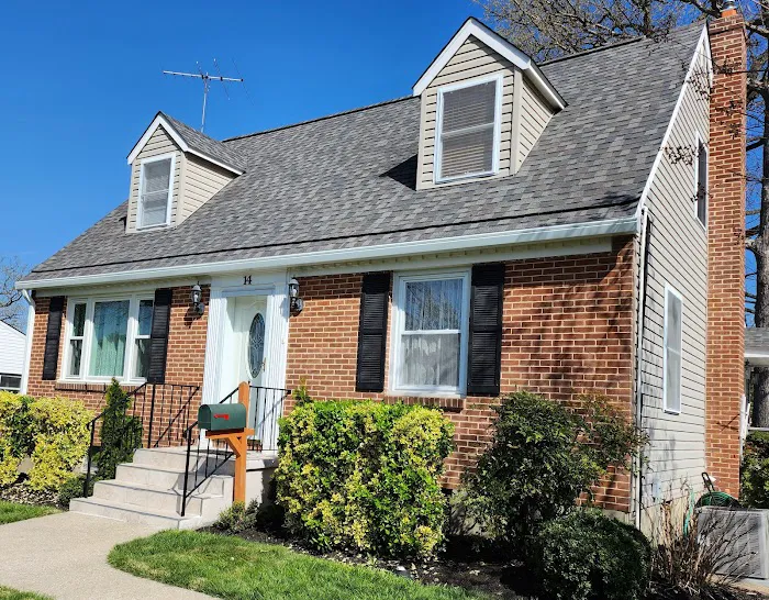 Mid Atlantic Gutters and Roofing Picture 2