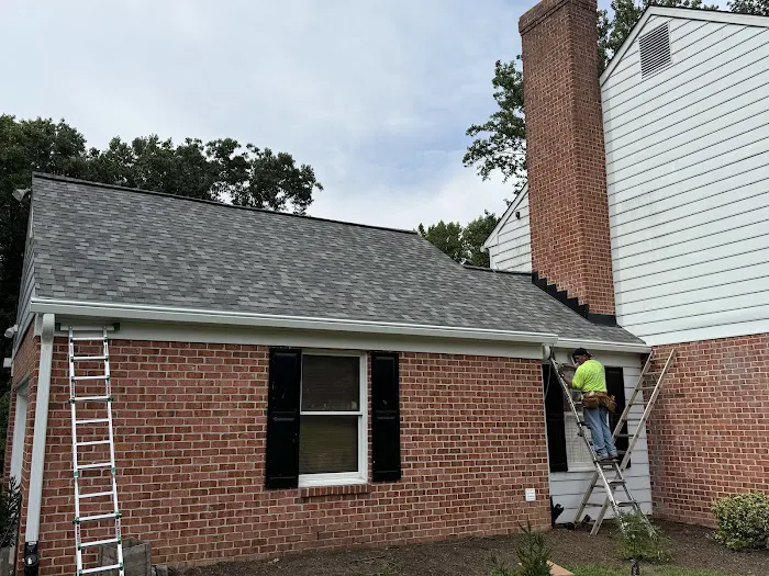 Mid Atlantic Gutters & Roofing Picture 9