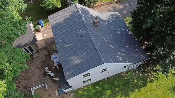 JZ Roofing LLC Picture 9