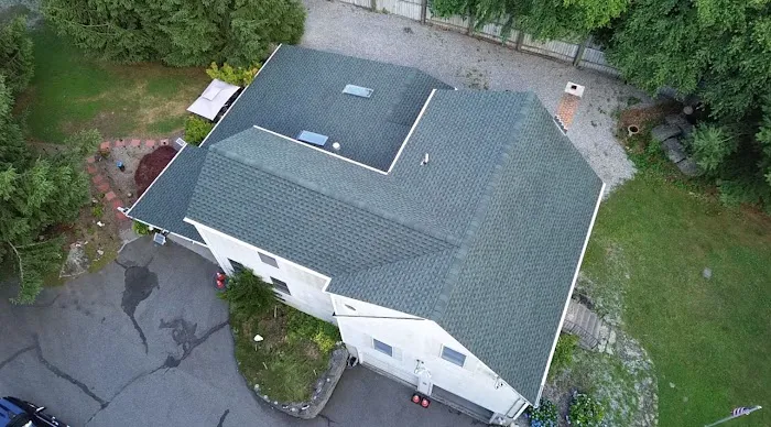 JZ Roofing LLC Picture 2