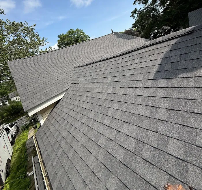 HARTS ROOFING Picture 6