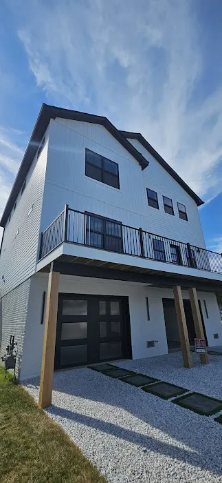 E J Siding Gutters & Roof LLC Picture 4