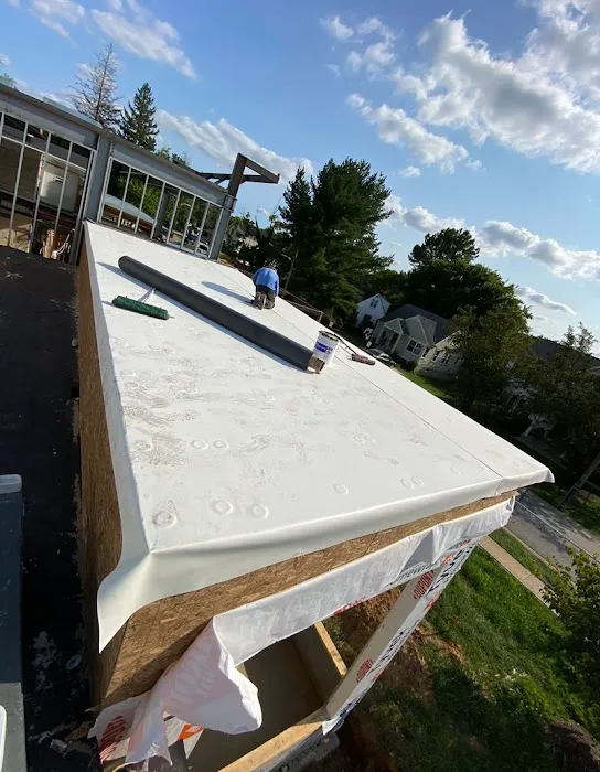 New Innovative Group LLC Picture 4