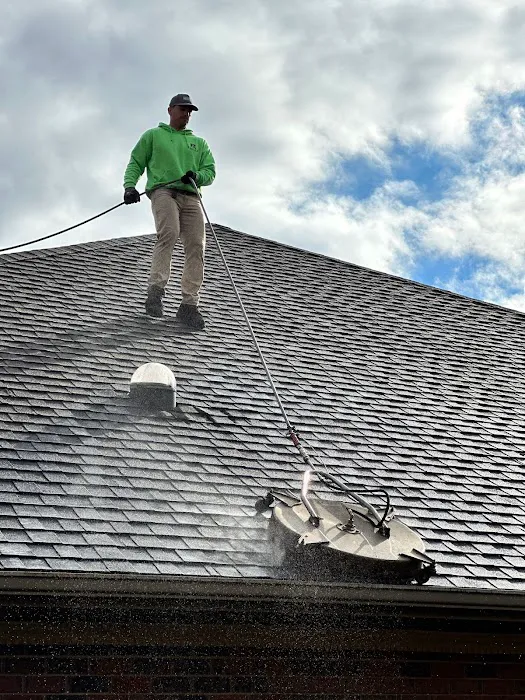 Triple R Roofing & Siding Picture 3