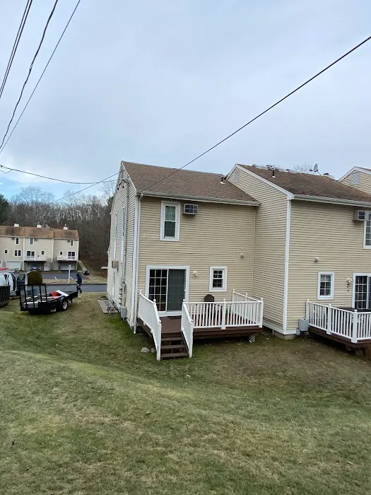 MJ ROOFING SIDING & MORE LLC Picture 5