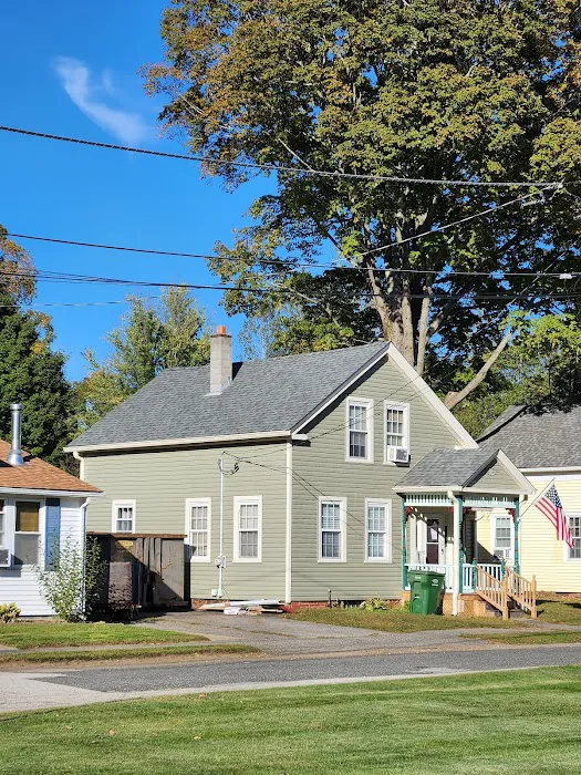 Saunders & Sons Roofing Picture 9