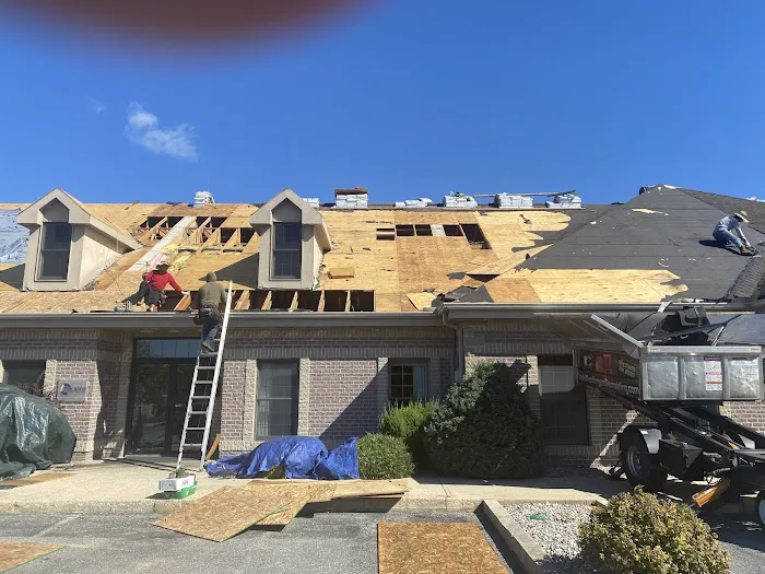 C &J Roofing, LLC Picture 4