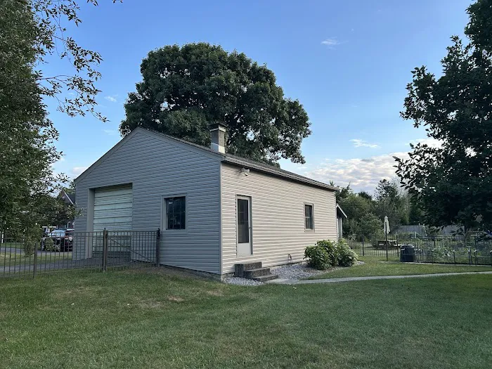 Tip Top Roofing and Siding Picture 4