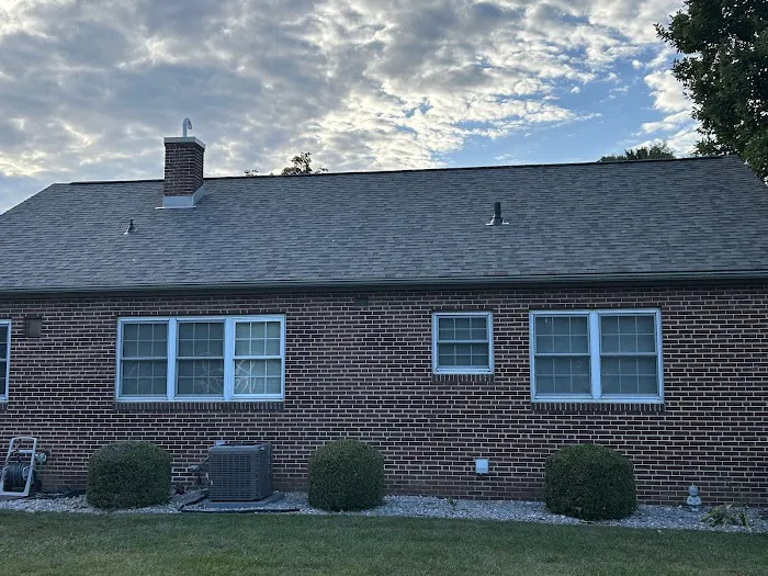 Tip Top Roofing and Siding Picture 7