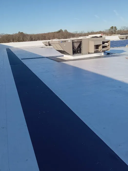 Calles roofing Picture 1