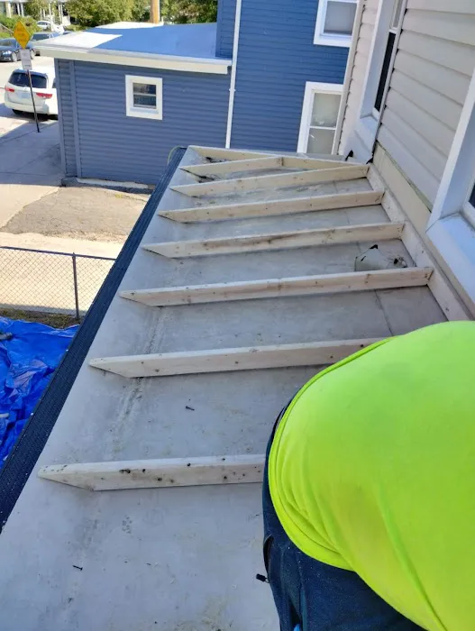 1st Amazon C.S.LLC/ Roofing & More Picture 5