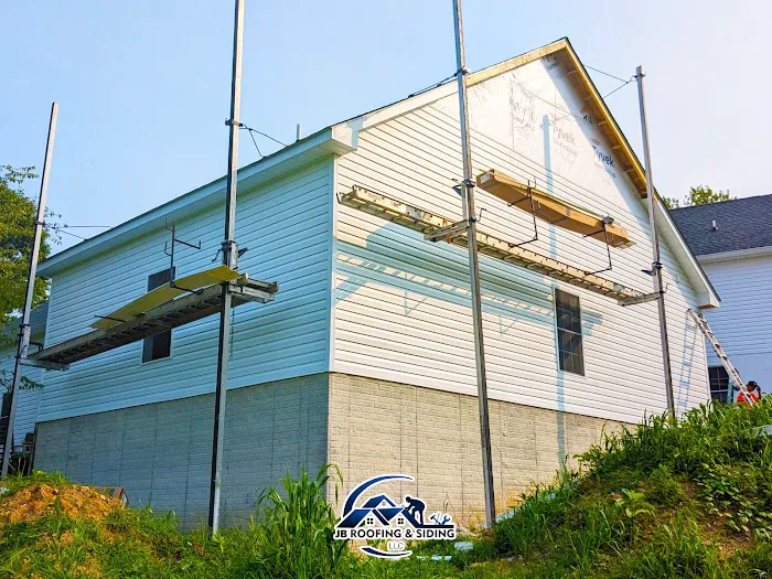 JB roofing and siding Picture 9