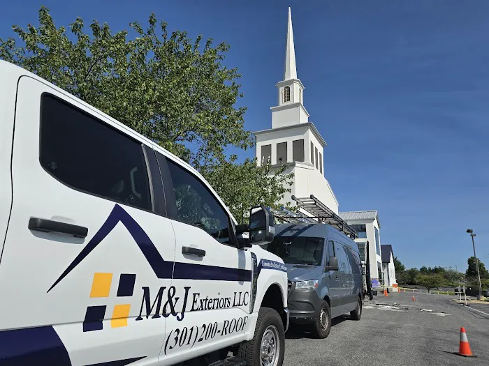 M&J Exteriors LLC Picture 1