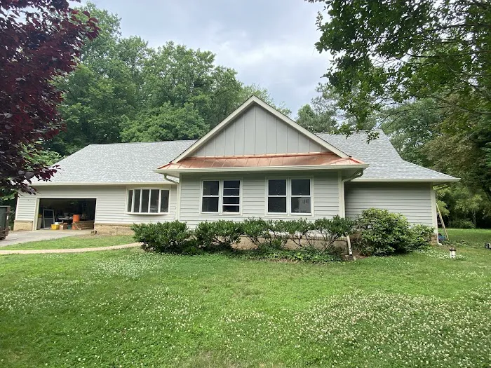 E.R. Roofing Company Picture 3