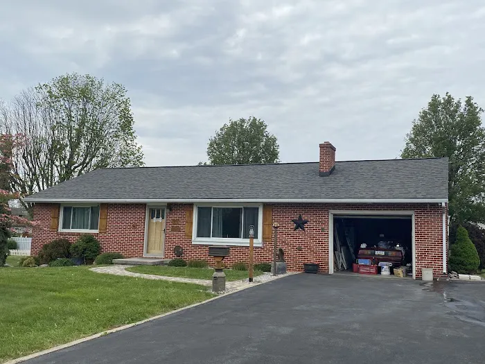 3 Clovers Roofing & Construction Inc. Picture 6