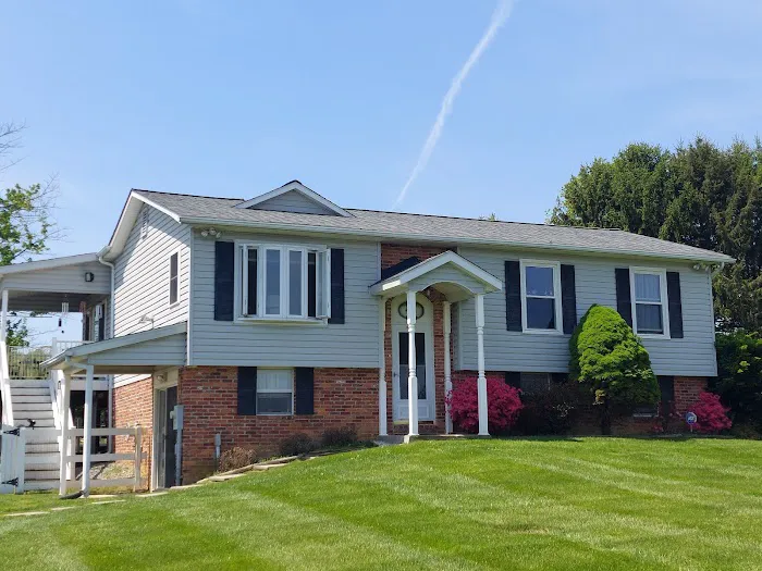 DWM Roofing Picture 1