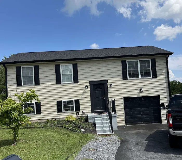 R&A Roofing LLC Picture 10