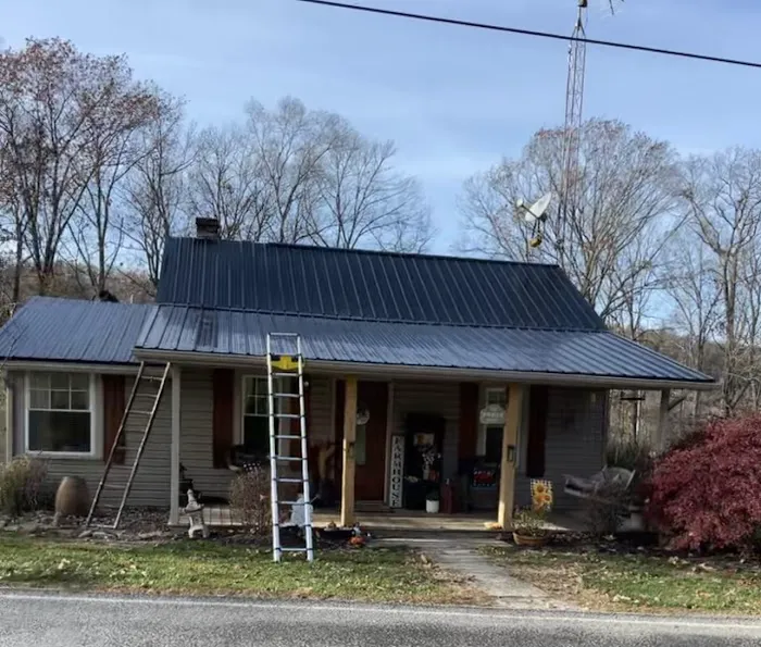Sal's Roofing LLC Picture 1