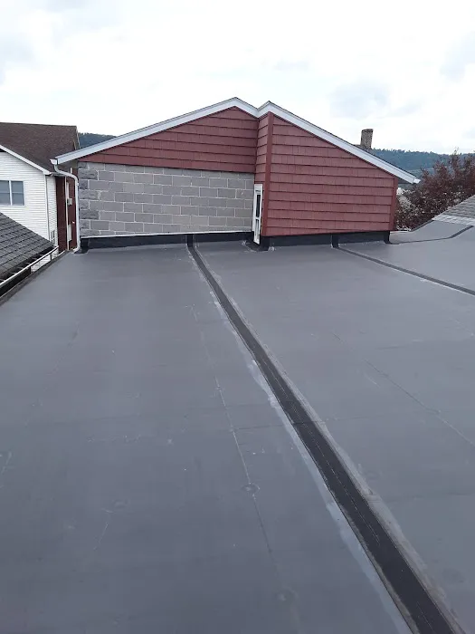 Bill's Roofing LLC Picture 1