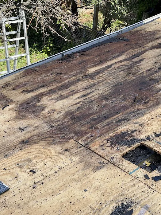 M&M Roofing and Siding Corporation Picture 8