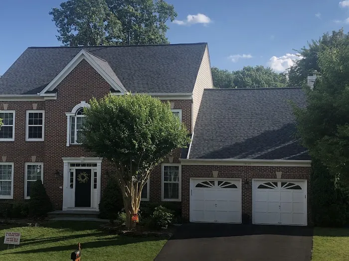 M&M Roofing and Siding Corporation Picture 2