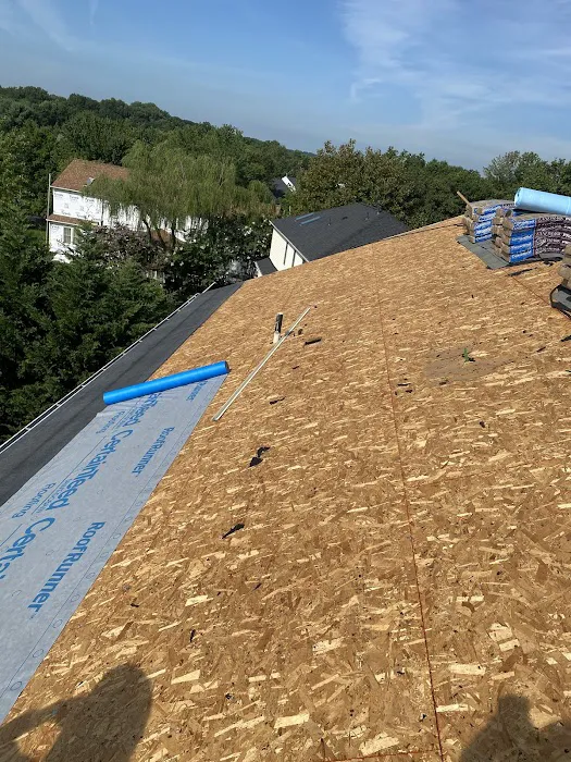 J&S Roofing contractors LLC Picture 2