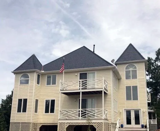 Ruff Roofers Picture 7