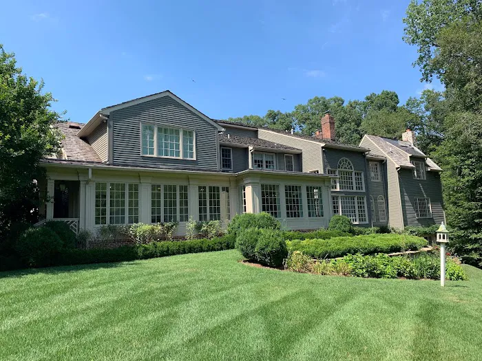 Westend Exteriors Picture 6