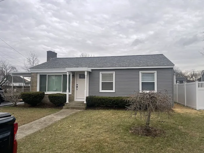 Mike's Roofing Construction Picture 10