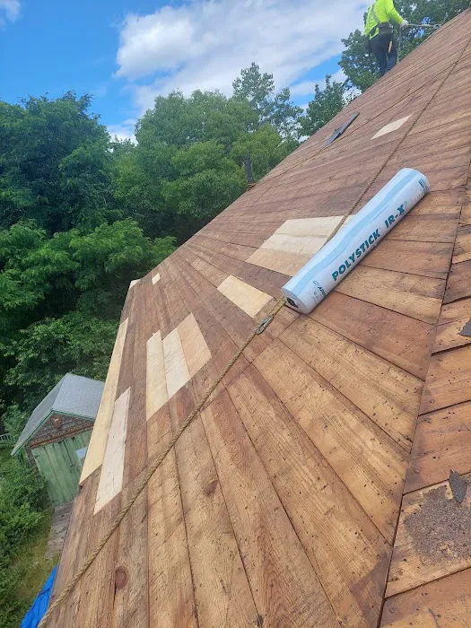 CASTRO ROOFING CONSTRUCTION INC Picture 2