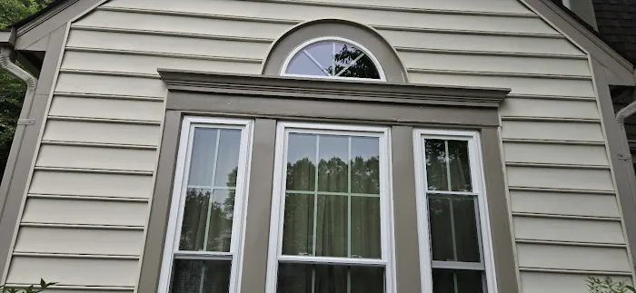 Presidential Exteriors Picture 6