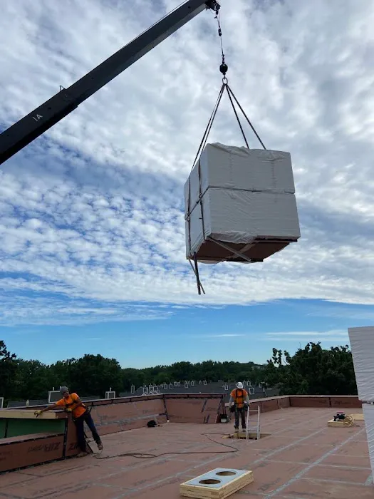 A&R MBE Roofing Contractors LLC Picture 8