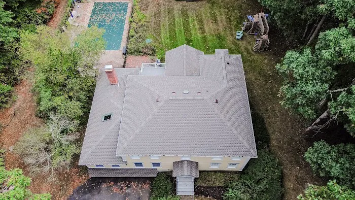 H&R ROOFING Picture 3