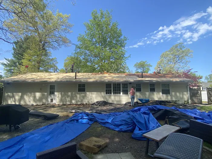 J&R Construction Roofing Picture 4