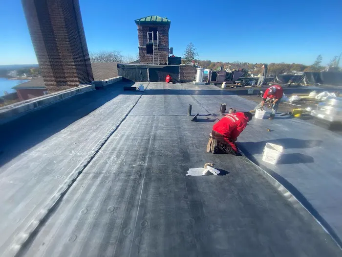 J&R Construction Roofing Picture 5