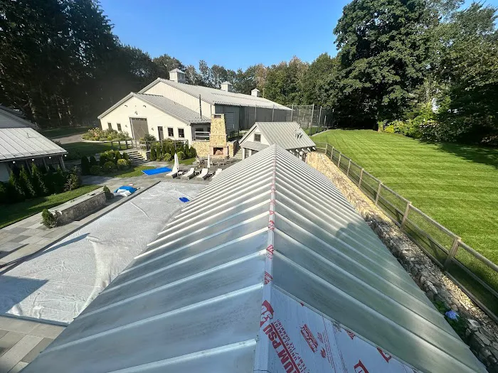 Landmark Roofing Picture 1