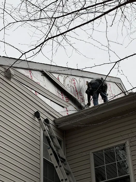 NNA CREWS LLC Picture 8