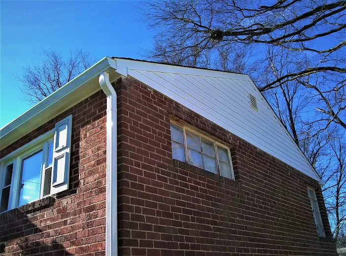 EZ MANAGEMENT Picture 6