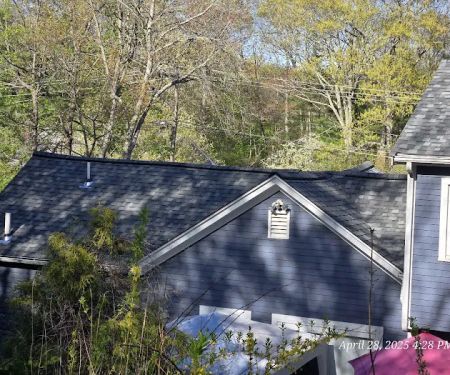 Leland Siding, Roofing & Windows