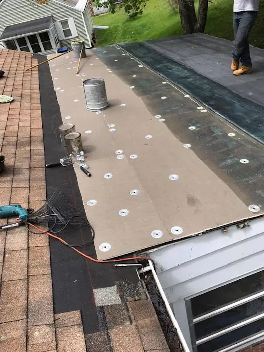 Royal Construction and Roofing Picture 1