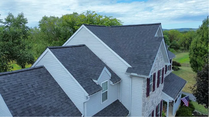 Edgepoint Roofing Picture 4