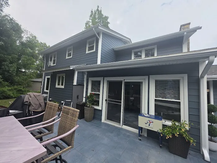 Shore Lock Homes Picture 1