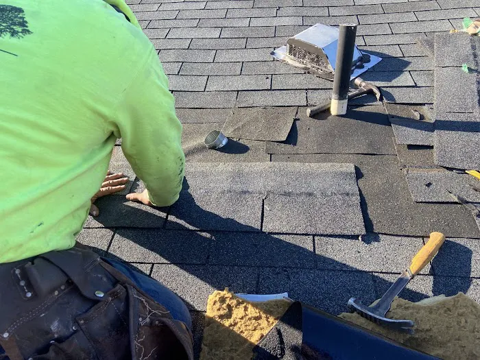 Bob Tuttle Roofing Picture 2