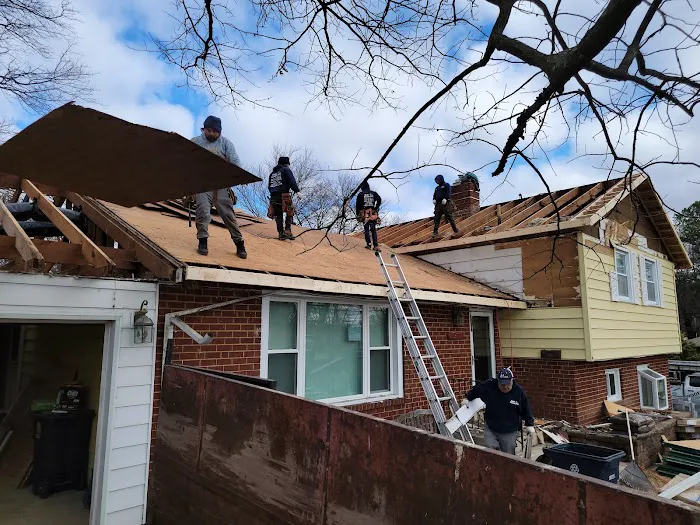 B&R SIDING INC Picture 4